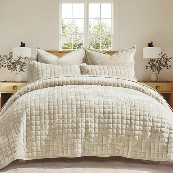 Luxury Velvet Quilt Set King Size Bedding Sets, Ultra Soft Velvet Comforter Set,